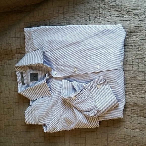 Calvin Klein Button Down Dress Shirt Size 16.5 32/33 Cotton - Picture 1 of 6